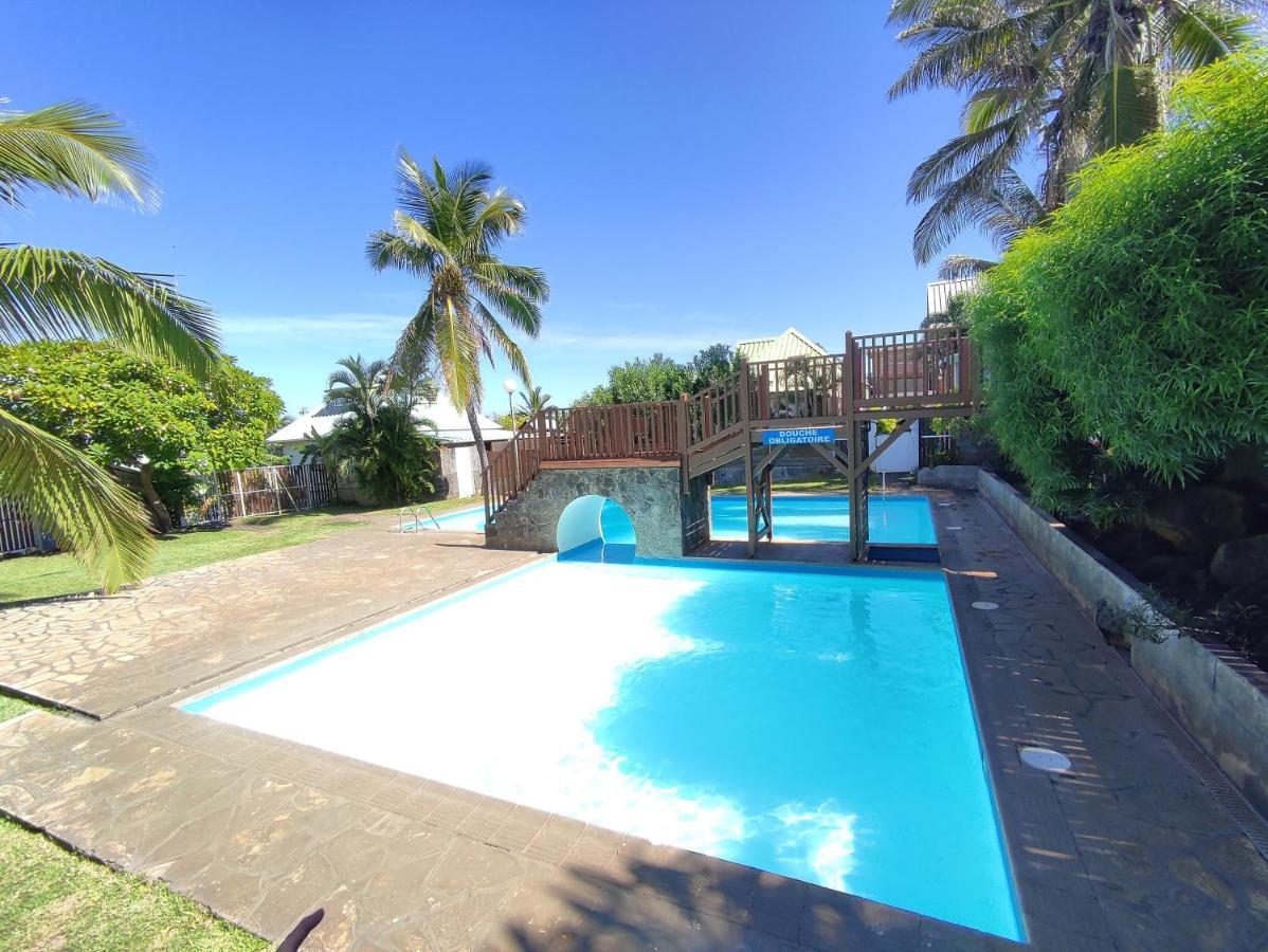 T2 A 300M De La Plage La Saline Les Hauts Exterior photo